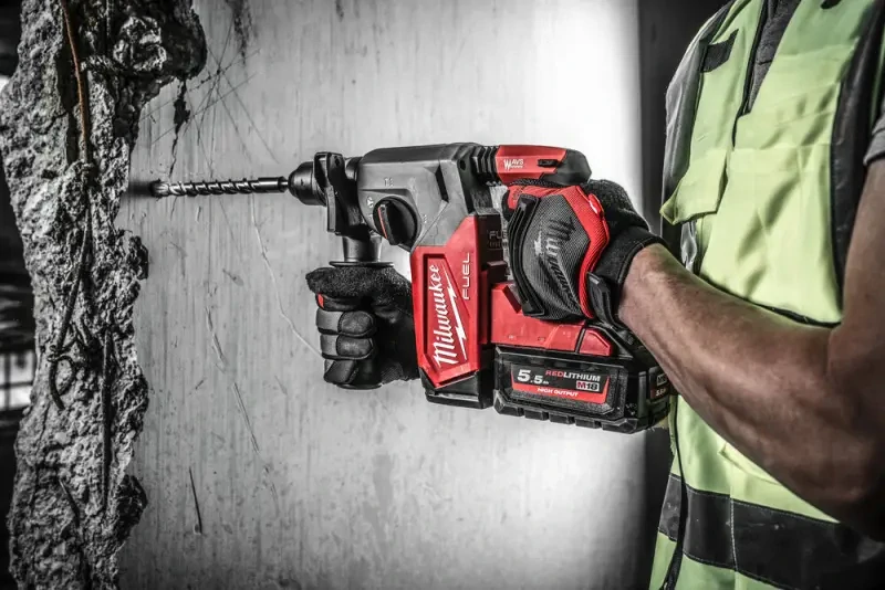 Aku 4-Režimové kladivo 26 mm M18FHX-0X Milwaukee SDS-PLUS se sklíčidlem FIXTEC™ (bez aku a nabíječky) 