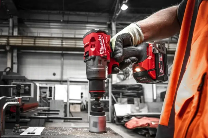 Aku vrtačka s příklepem Milwaukee M18 FPD3-0X, sklíčidlo 13 mm, bez aku, s kufrem, 4933479859