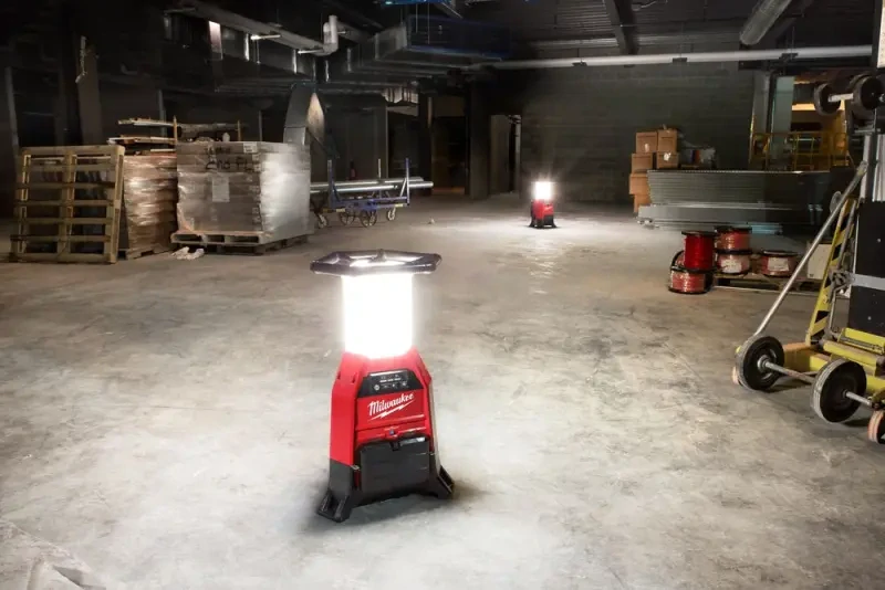 Aku lucernová svítilna/lampa Milwaukee M18 ONESLDP-0, 9000 lm, ONEKEY, TRUEVIEW LED osvětlení, bez aku, integrovaná nabíjčka, 4933459160 (MI4933459160)
