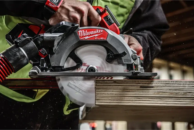 Aku okružní pila Milwaukee M18 FCSDC165-0, bez aku, bez kufru, 4933500002