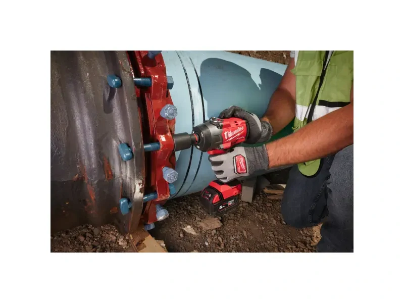 Aku 1/2" rázový utahovák Milwaukee M18 FHIW2P12-0X, 1220 Nm, bez aku, s kufrem, 4933492785