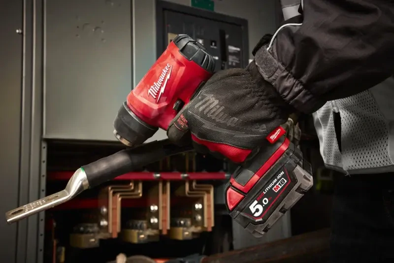Aku horkovzdušná pistole Milwaukee M18 BHG-502C, až 470°C, 170 l/min, 2x Aku M18 B5 a nabíječka M12-18 C, 4933459772 (MI4933459772)