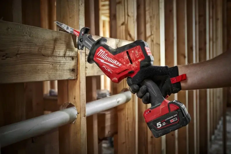 Aku pila na kov Milwaukee M18 FHZ-502X HACKZALL (5,0 Ah) (MI4933459885)