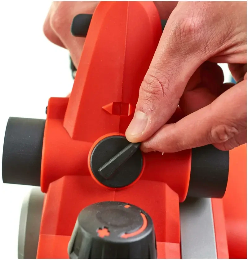 Aku hoblík Milwaukee M18 BP-0, šířka 82 mm, odběr až 2 mm, bez Aku, 4933451113