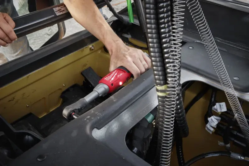 Aku 1/4" ráčnový utahovák Milwaukee M12 FHIR14LR-0, 47 Nm, prodloužená vysokorychlostní ráčna, bez aku, 4933480790