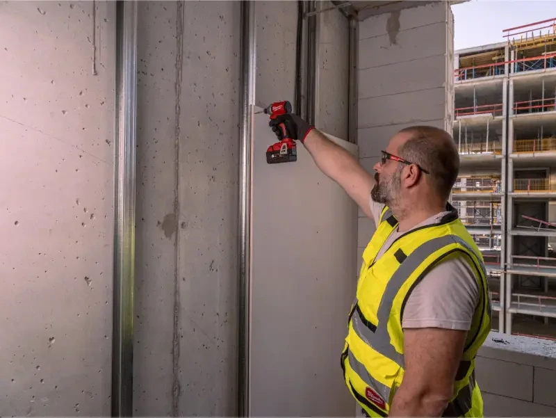 Aku 1/4" HEX rázový šroubovák/utahovák Milwaukee M18 BLIDRC-0, 190 Nm, bez aku, 4933492839