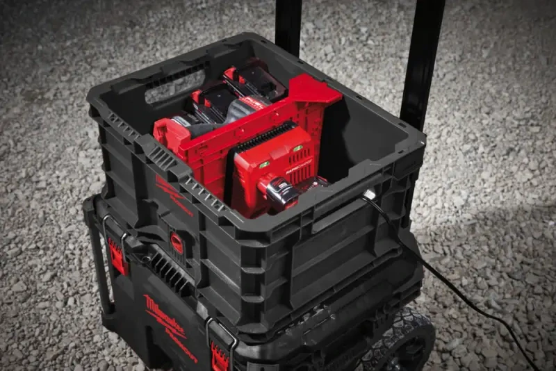 Milwaukee 4932471724 - Přepravka Packout™ (MI4932471724)