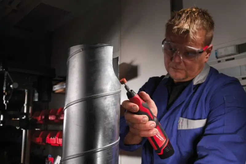Aku přímá bruska Milwaukee M12 C12 RT-0, pro stopkové nástroje 0,8 - 3,2 mm, bez Aku, 4933493591 (MI4933427183)