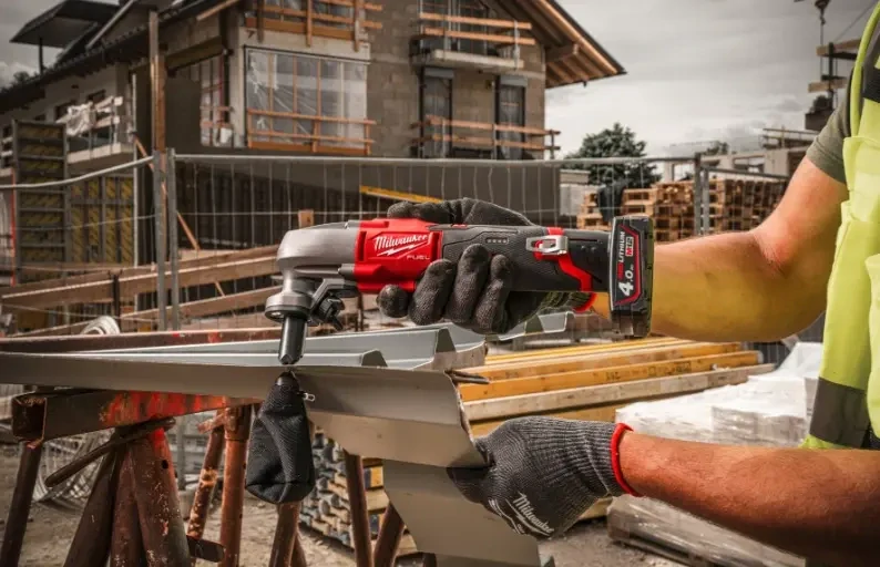 Aku prostřihovač plechu 1,6 mm Milwaukee M12 FNB16-402X, 4933479619 (MI4933479619)