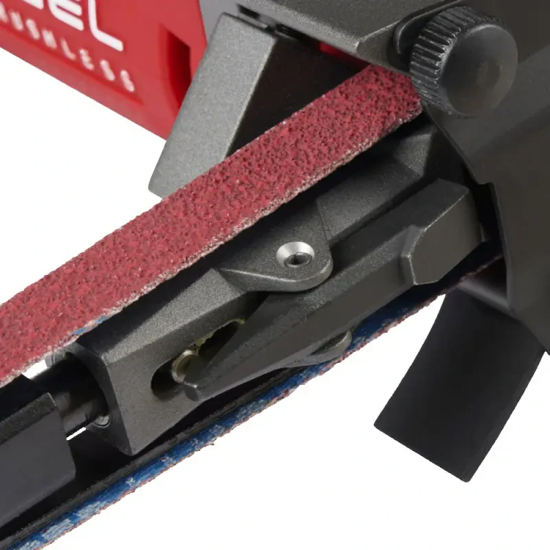 Aku pásová bruska Milwaukee M12 FBFL13-402B, 13 x 457 mm, 2x aku M12 B4 + C12 C + taška, 4933480960