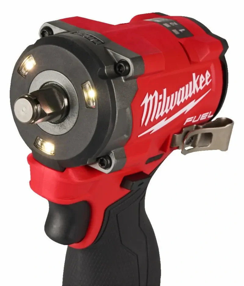 Aku 1/2" rázový utahovák Milwaukee M12 FCIWF12G3-502X, 745 Nm, 2x aku M12 HB5 + C12 C + kufr, 4933493455