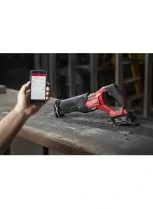 Aku šavlová pila Milwaukee M18 ONEFSZ-502X, ONE-KEY SAWZALL, 2x aku M18 B5 + M12-18 FC + kufr, 4933478294
