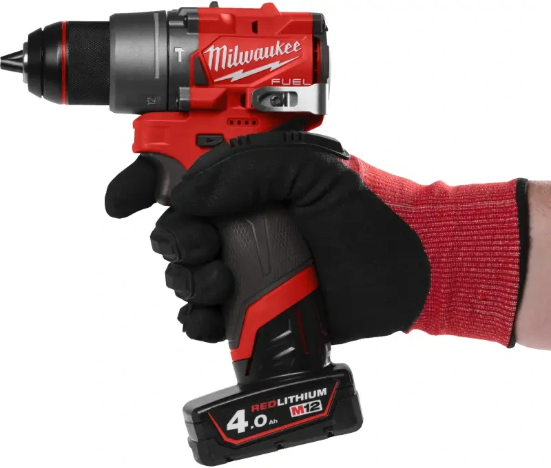 Aku subkompaktní příklepová vrtačka Milwaukee M12 FPD2-202X, 2x aku M12 B2 + C12 C + kufr, 4933479868