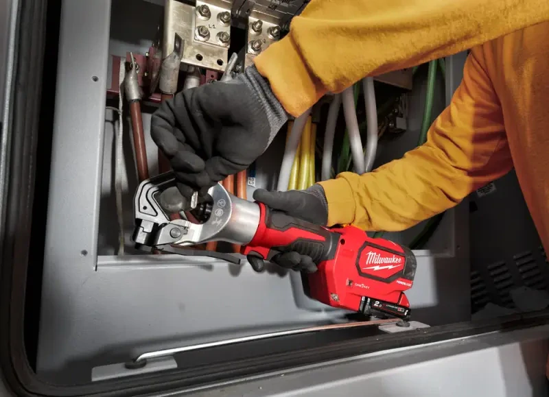 Aku hydraulický kabelový lis ONE KEY Milwaukee FORCELOGIC M18 HDCT-202C (MI4933471950)