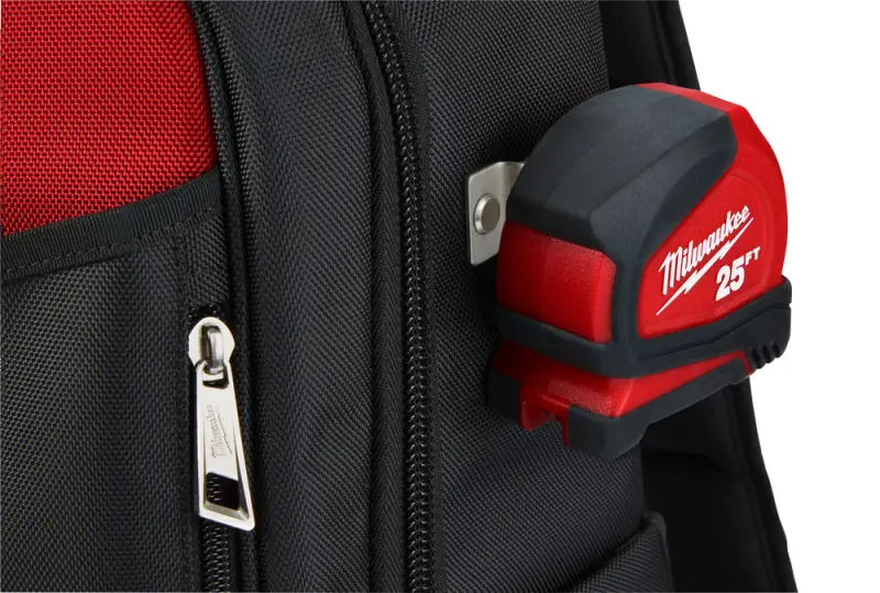 Úzký batoh Milwaukee Low Profile Backpack (MI4932464834)